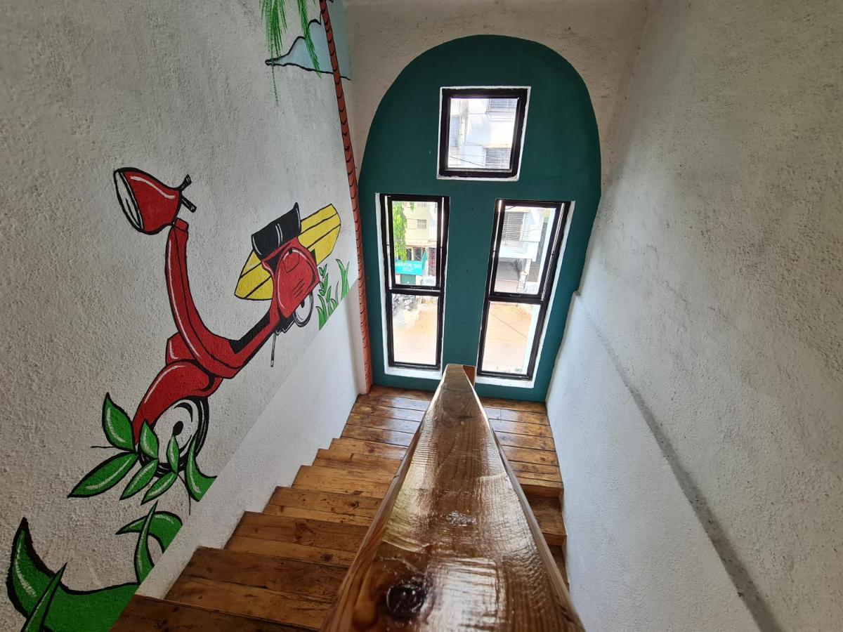 Hoshtel99 - Prime - Stay, Cowork And Cafe プネ エクステリア 写真