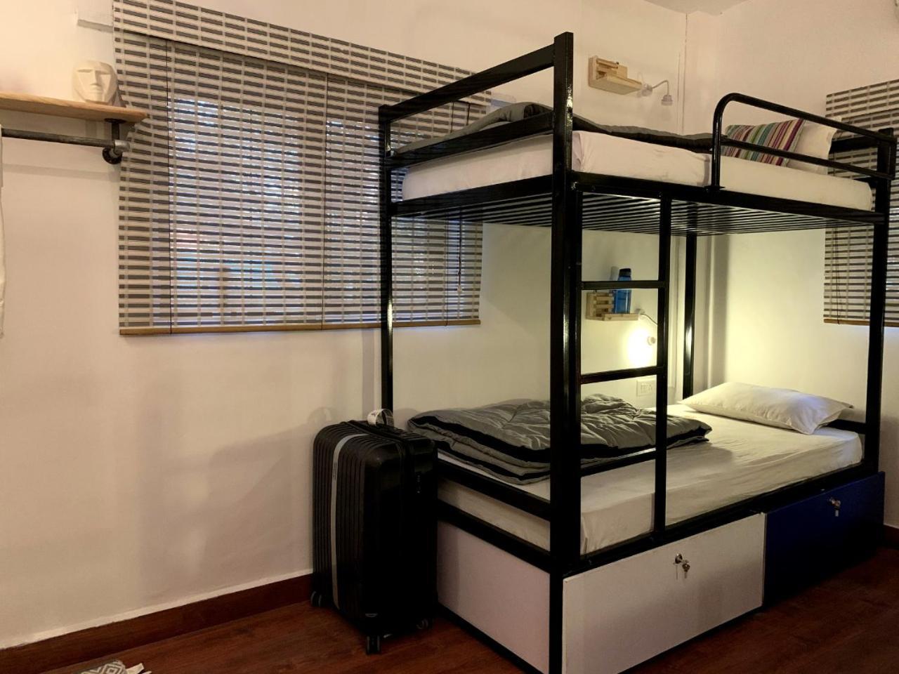 Hoshtel99 - Prime - Stay, Cowork And Cafe プネ エクステリア 写真