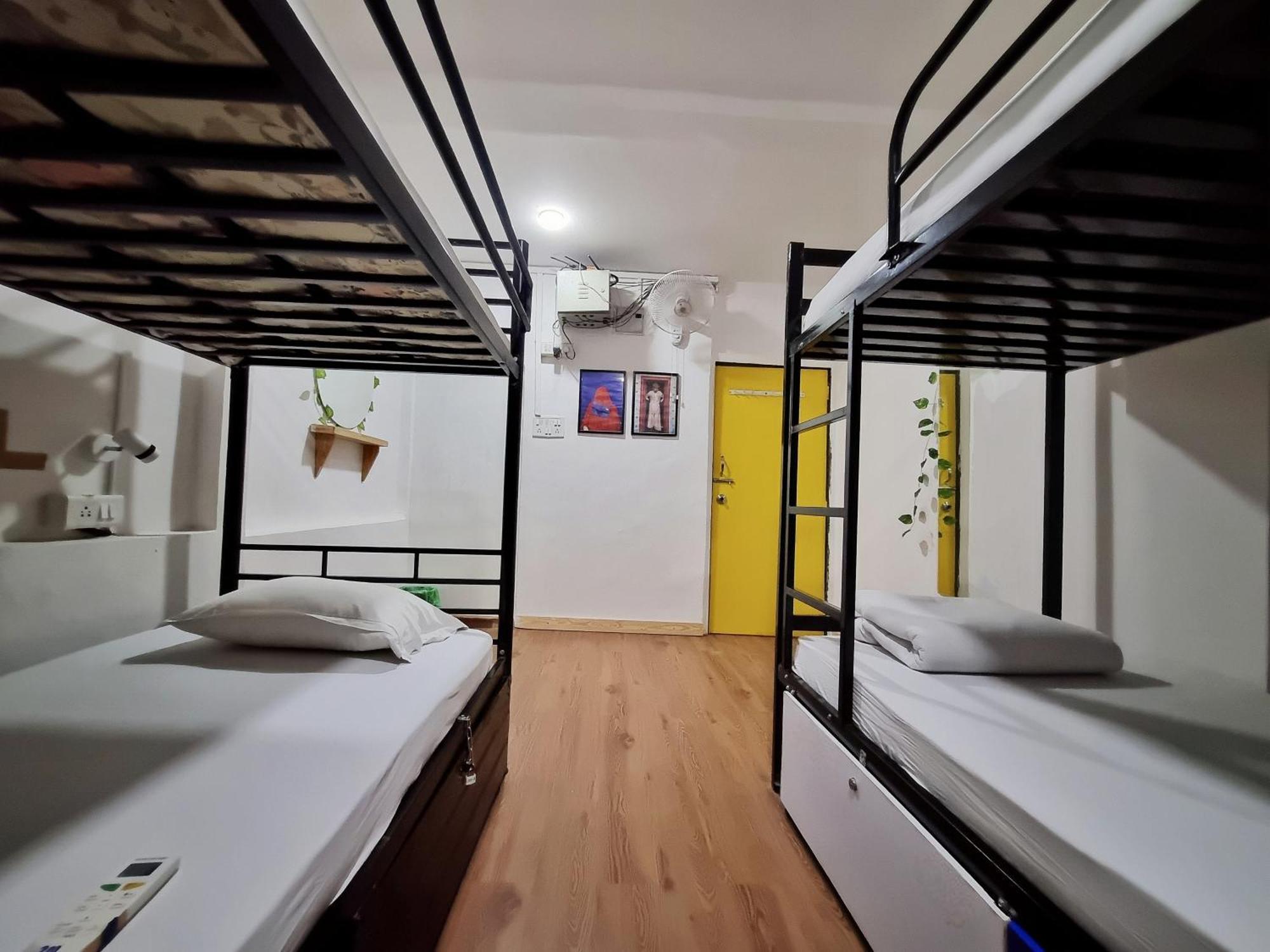 Hoshtel99 - Prime - Stay, Cowork And Cafe プネ エクステリア 写真